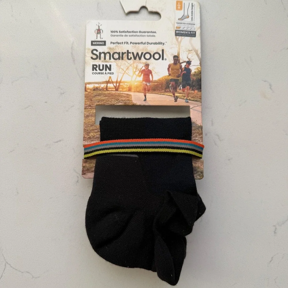 Smartwool Women's Run Low Ankle Socks Black L Targeted Cushion Merino Wool NWT